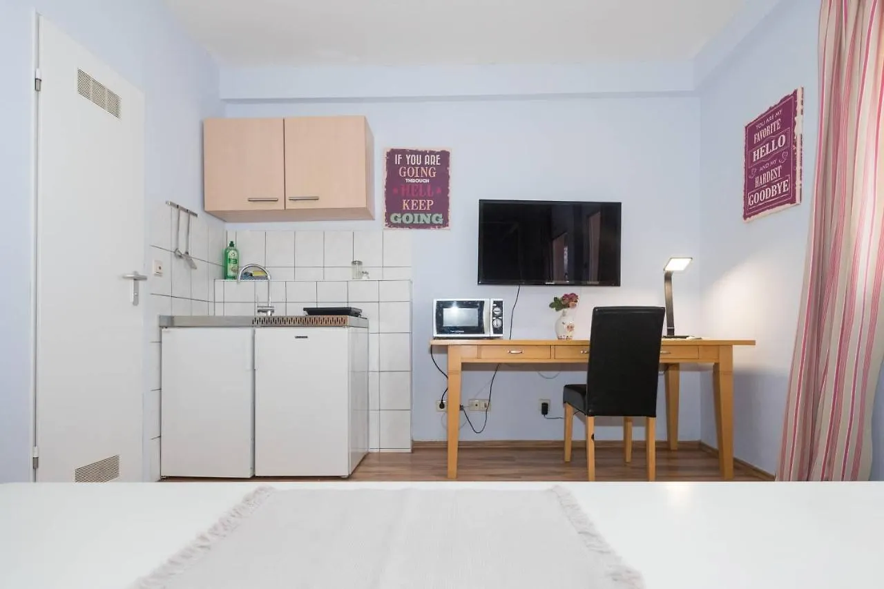 Apartment Apartmenthaus Stuttgart-Mitte